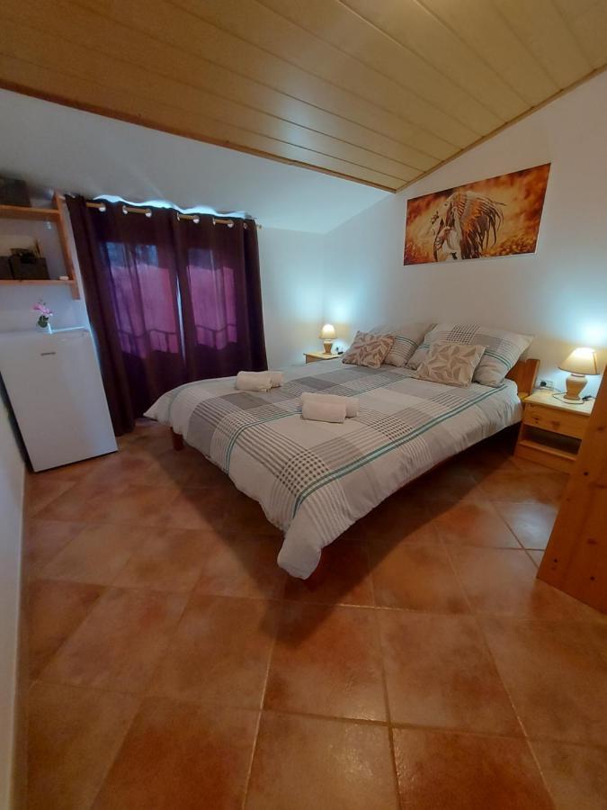 Ranch Radin Bed & Breakfast Brtonigla Exterior photo