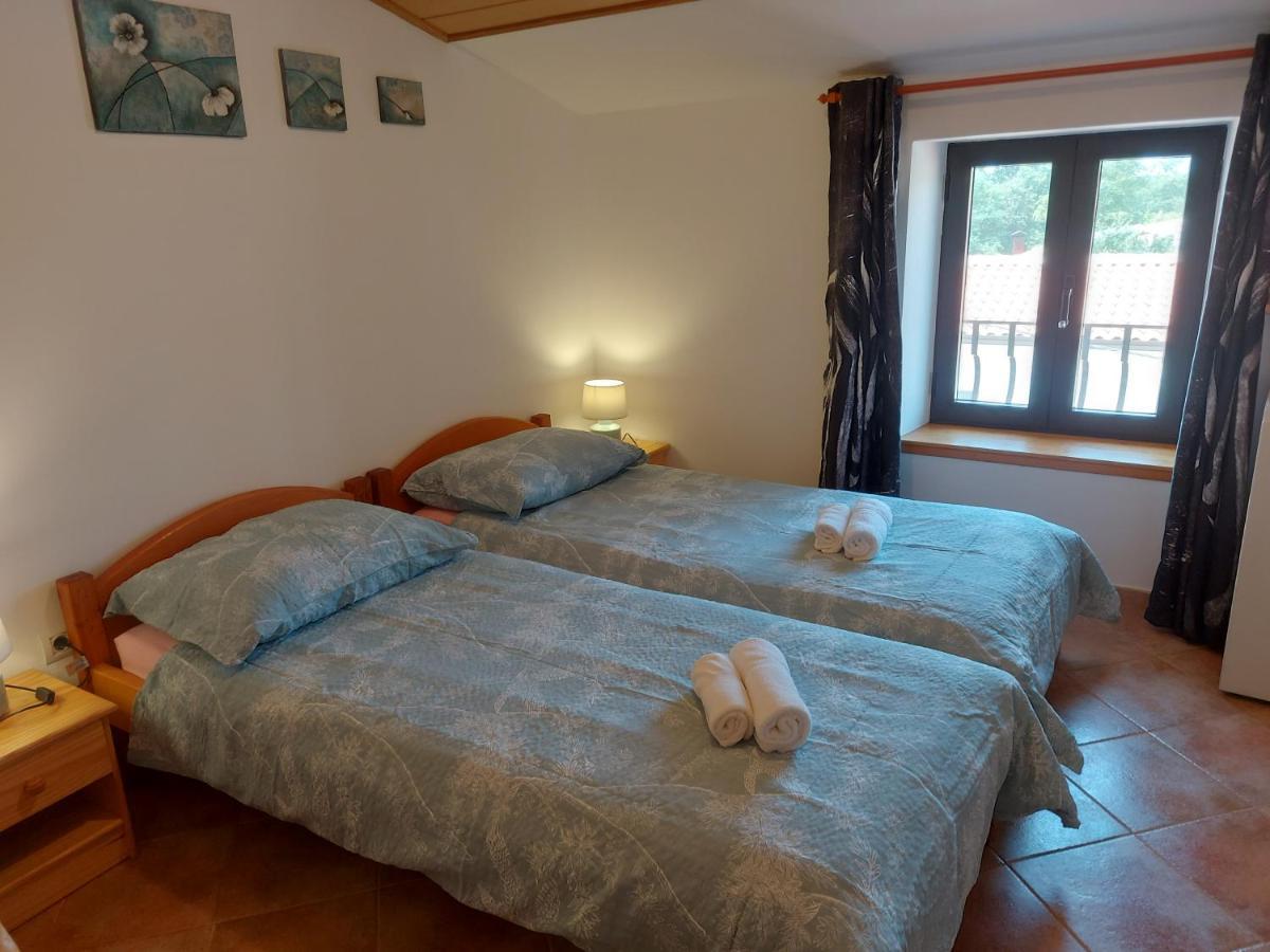 Ranch Radin Bed & Breakfast Brtonigla Exterior photo